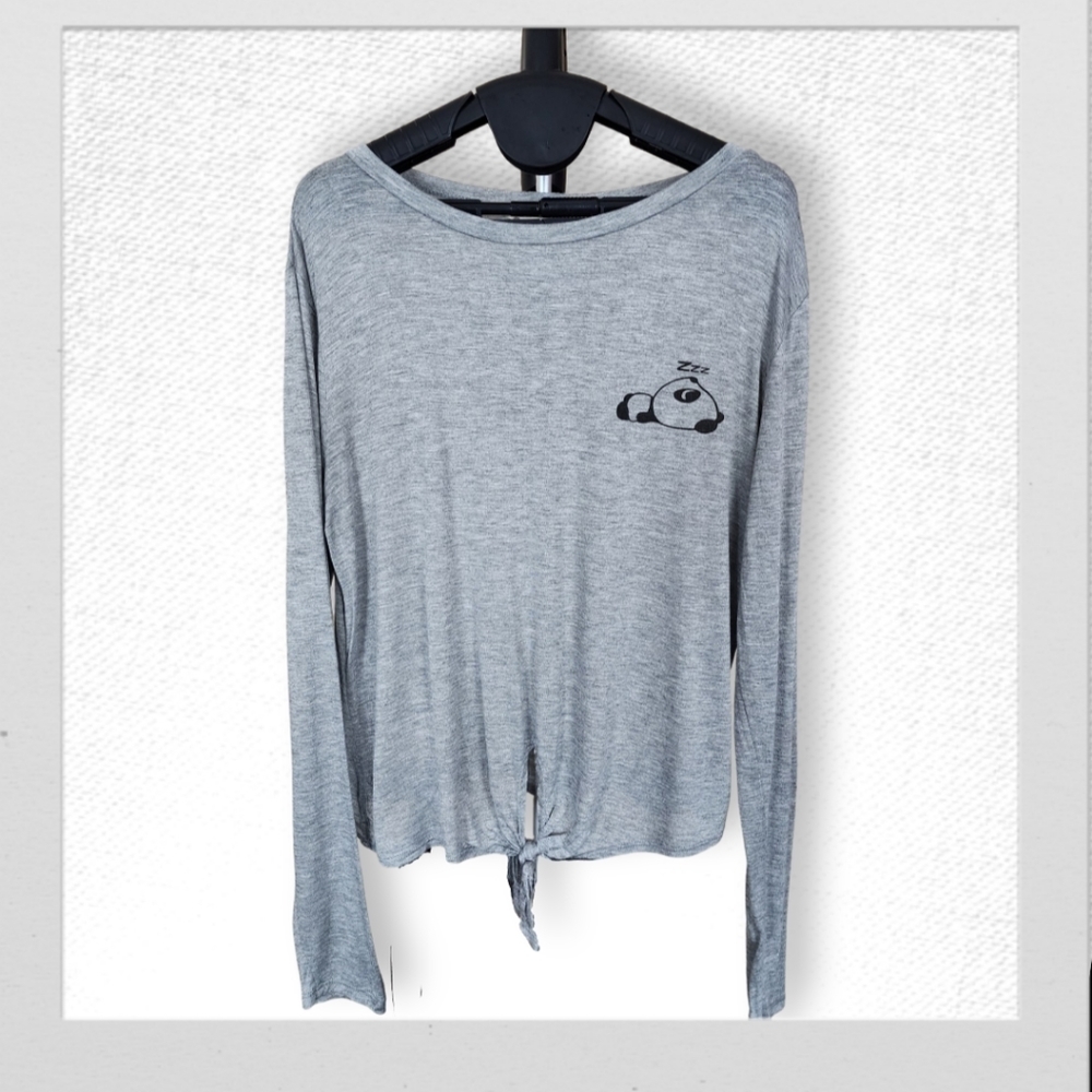 Grey Long-sleeved Panda Struggle Top, Women's Medium